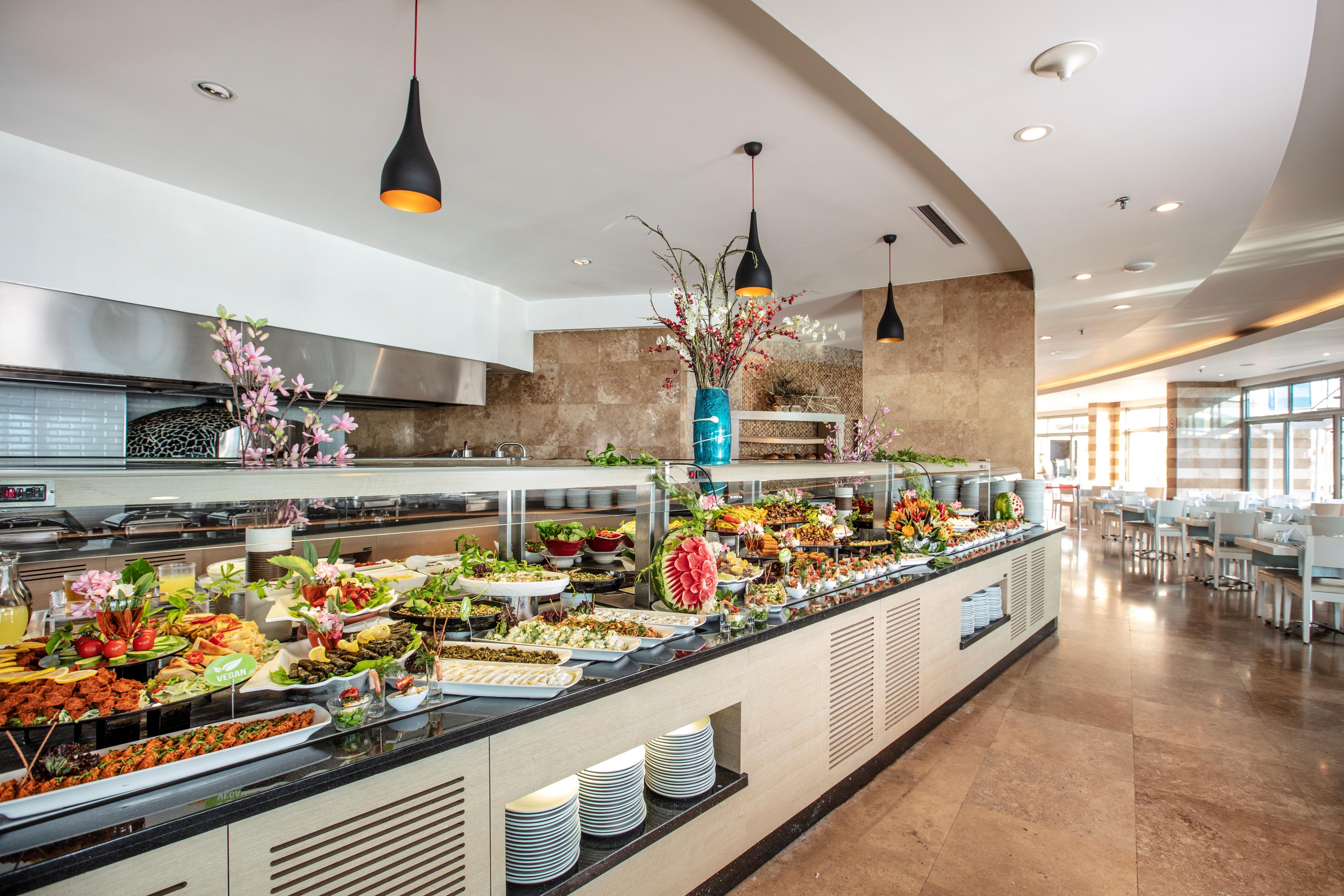 Charisma De Luxe Hotel Kusadasi Bagian luar foto
