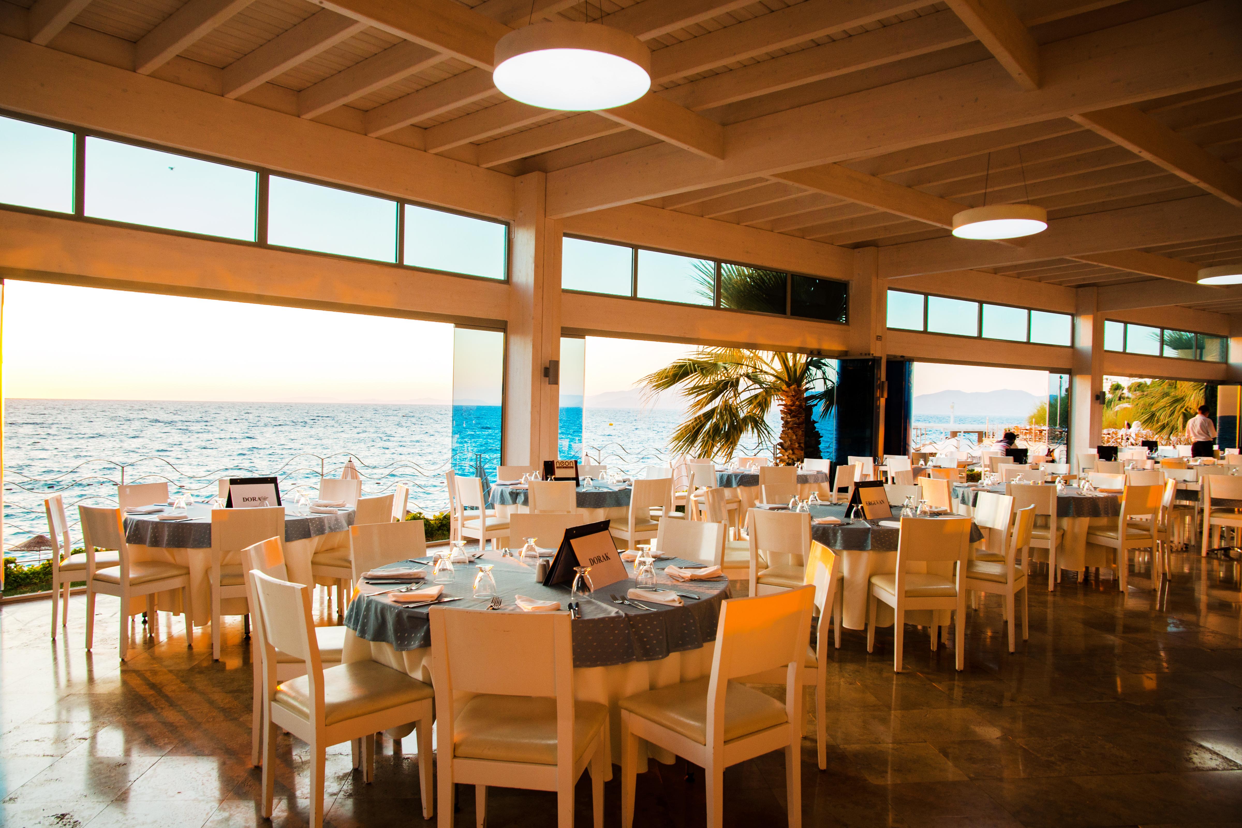 Charisma De Luxe Hotel Kusadasi Bagian luar foto