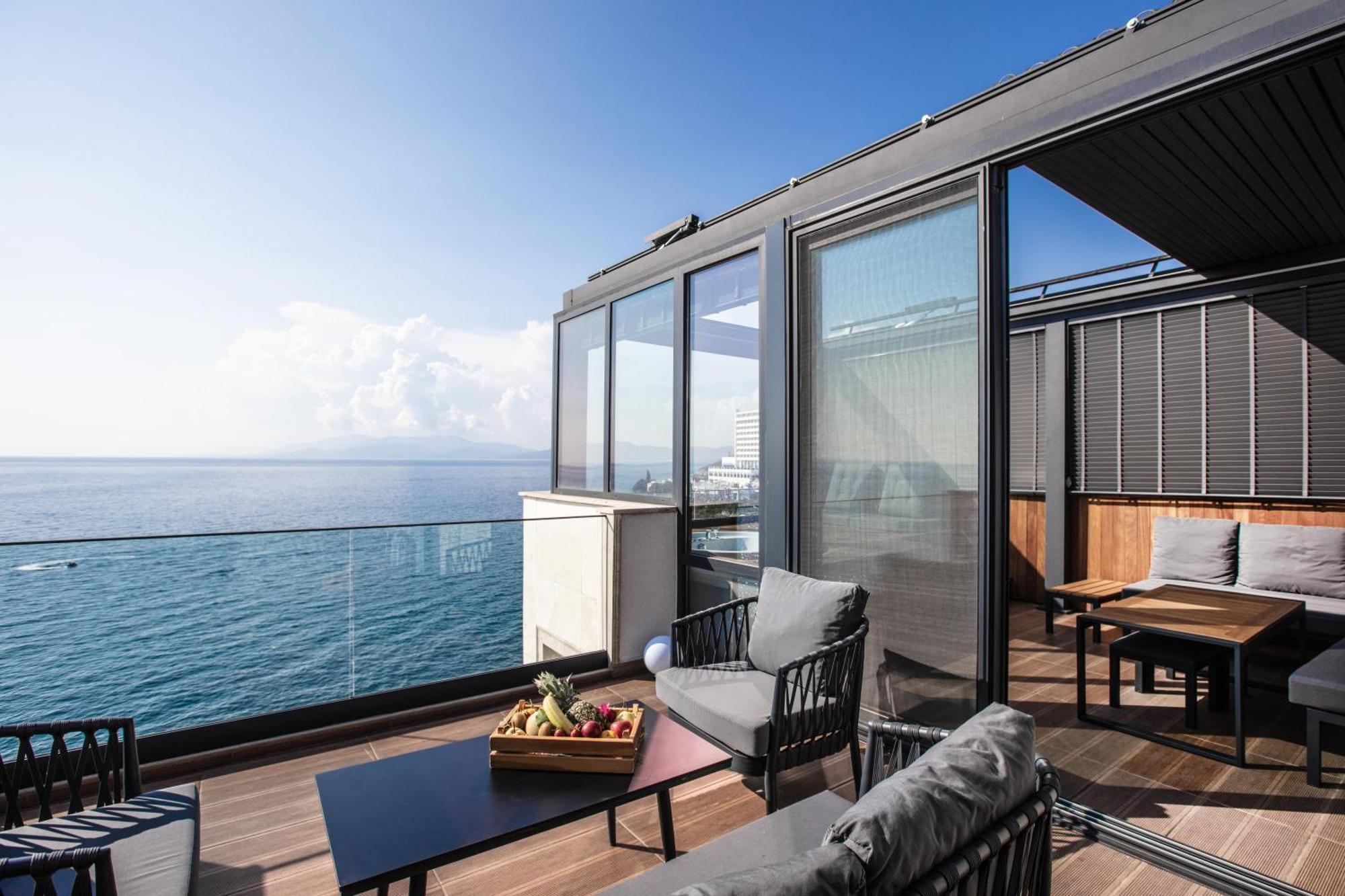 Charisma De Luxe Hotel Kusadasi Bagian luar foto