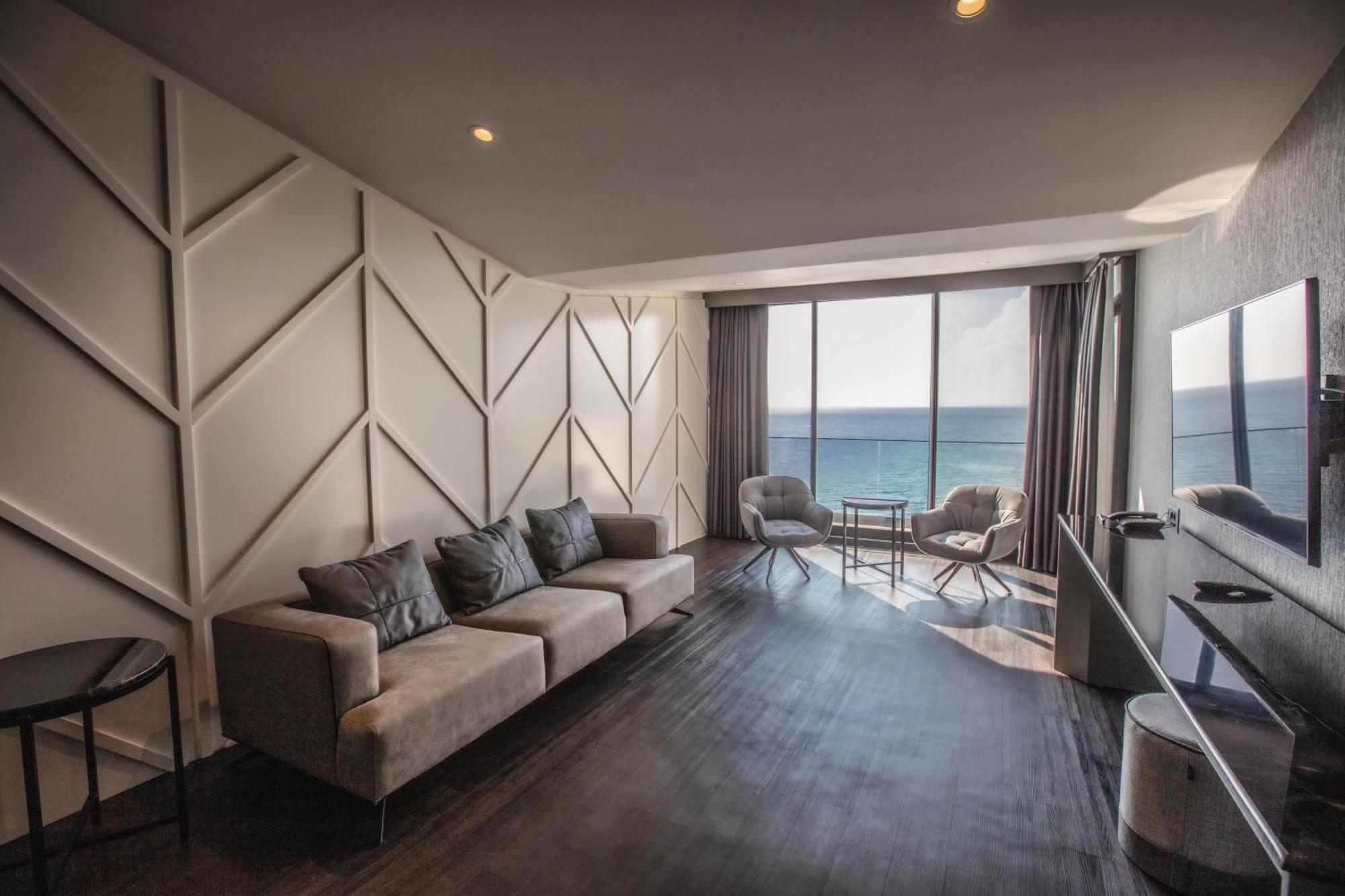 Charisma De Luxe Hotel Kusadasi Bagian luar foto